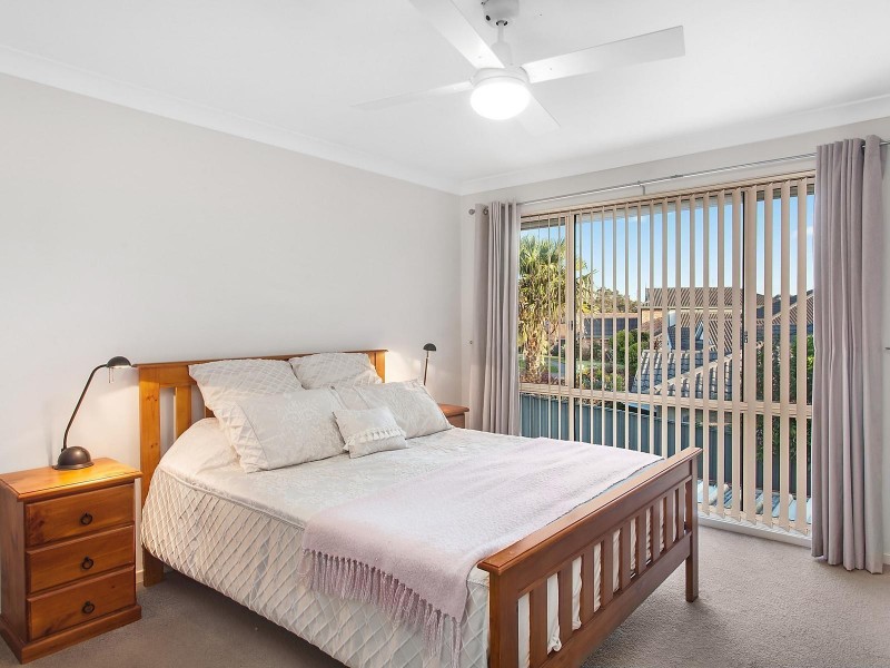 7 Mebbin Circuit, Woongarrah NSW 2259