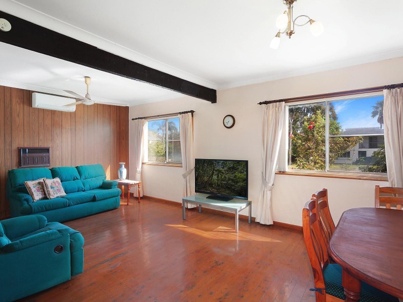 34 Goobarabah Avenue, Gorokan NSW 2263