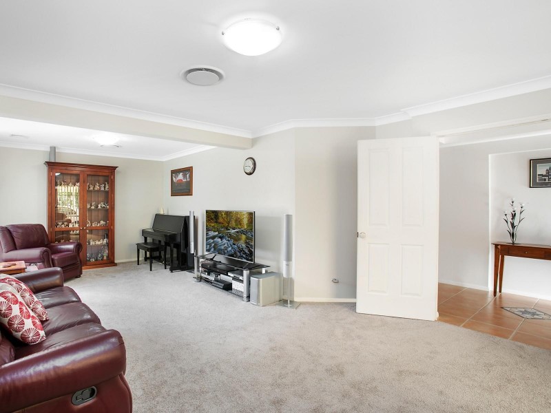 15 Warrigal Road, Woongarrah NSW 2259