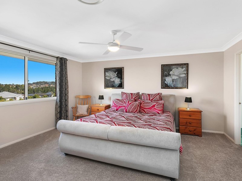 15 Warrigal Road, Woongarrah NSW 2259