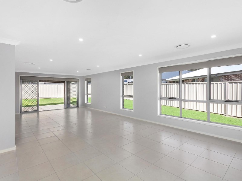 25 Cedar Cutters Crescent, Cooranbong NSW 2265