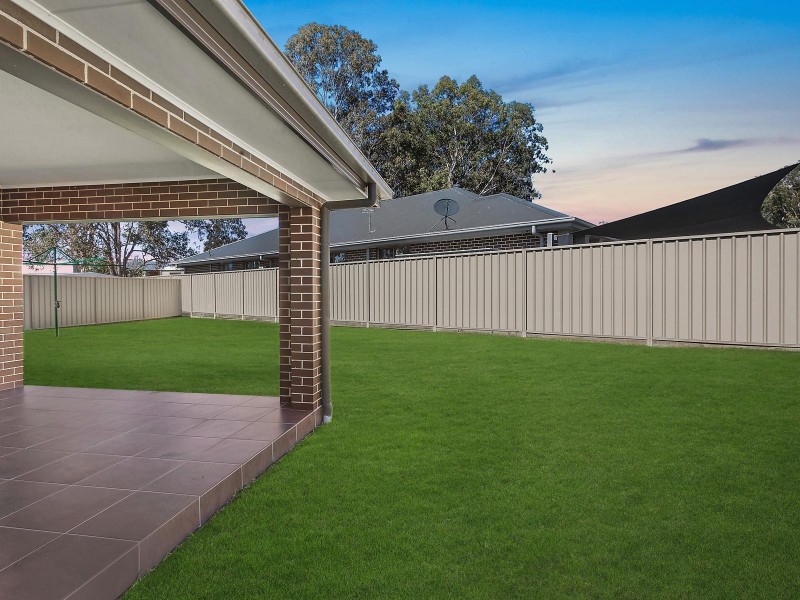 25 Cedar Cutters Crescent, Cooranbong NSW 2265