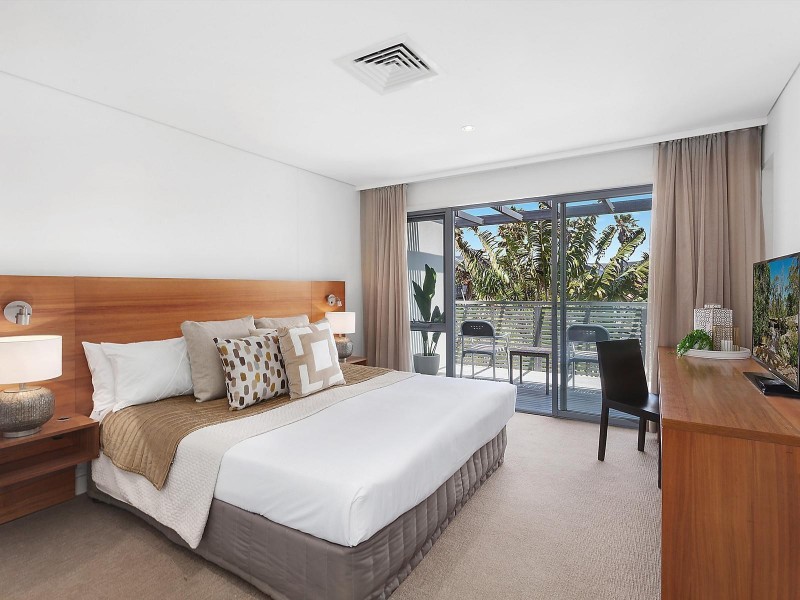 1002/3 Birkdale Place, Magenta NSW 2261