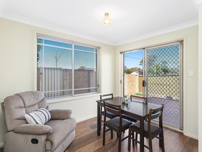 4/2 Nichols Avenue, Gorokan NSW 2263
