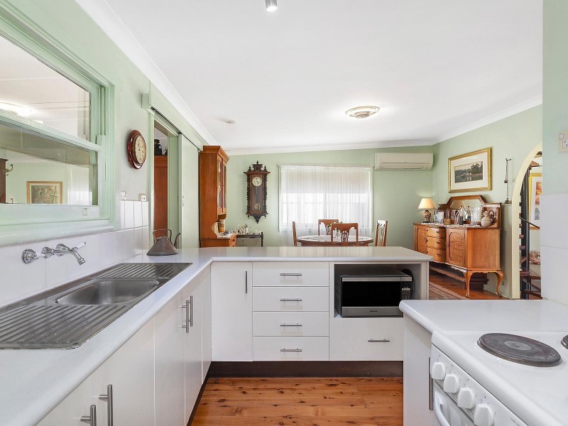 96 Kullaroo Road, Summerland Point NSW 2259