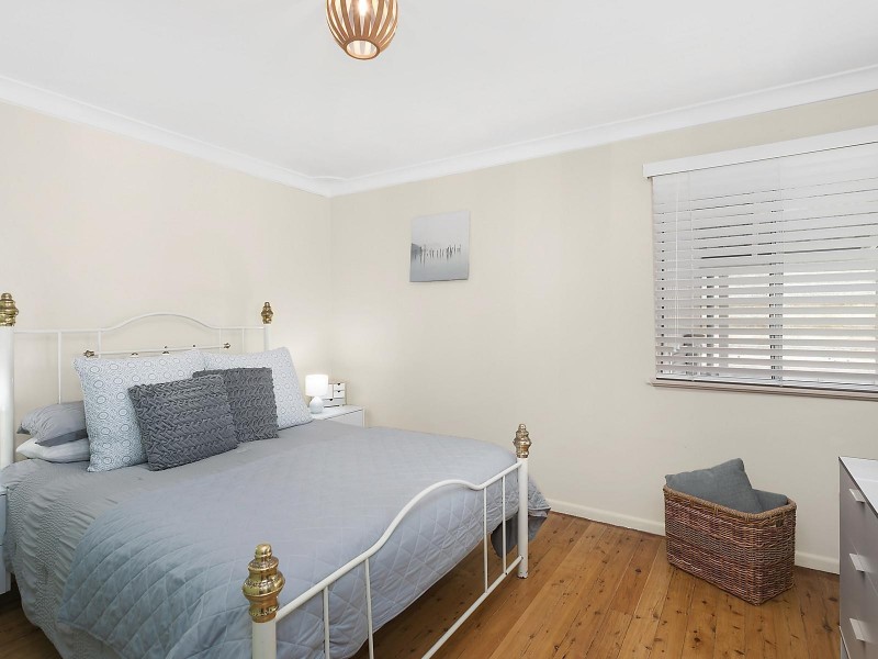 1 Sixth Avenue, Toukley NSW 2263