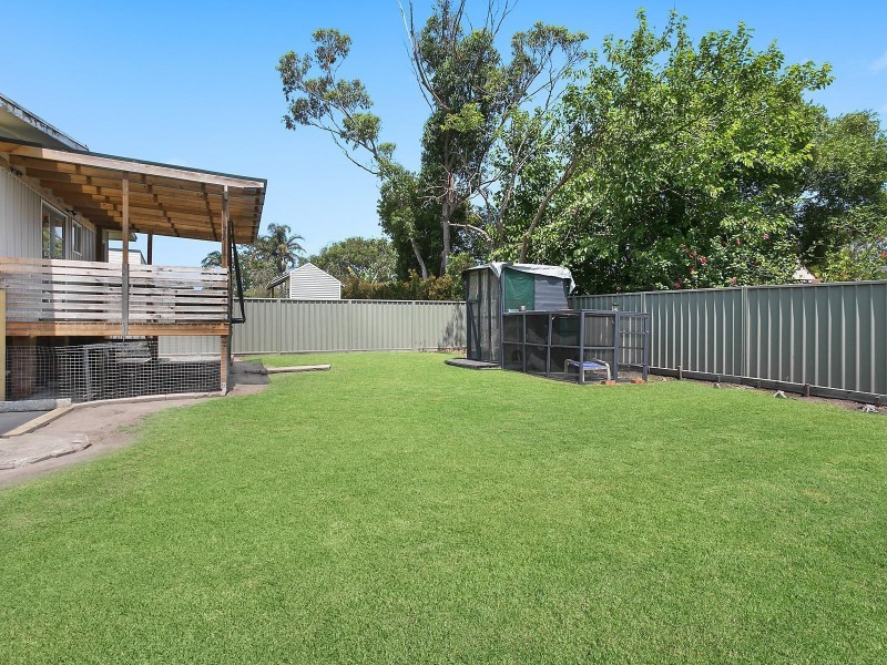 1 Sixth Avenue, Toukley NSW 2263