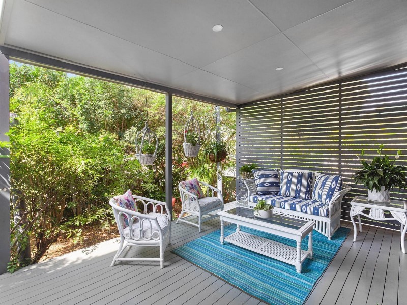 8 Yeramba Road, Summerland Point NSW 2259