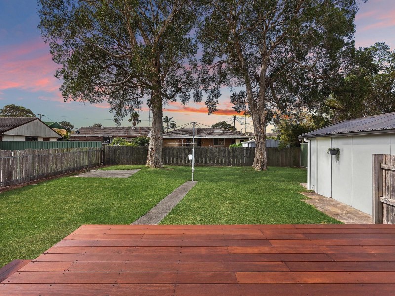 18 Glenlake Avenue, Toukley NSW 2263