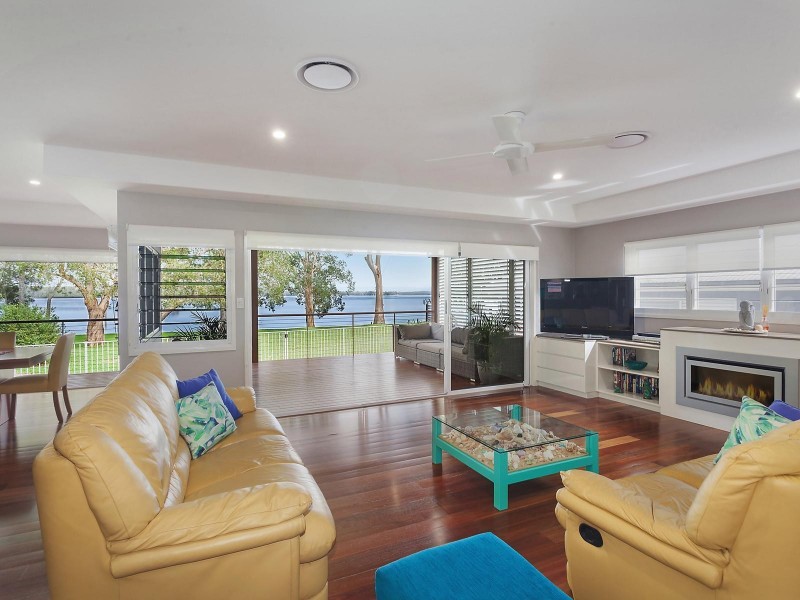 12 Sunset Parade, Chain Valley Bay NSW 2259