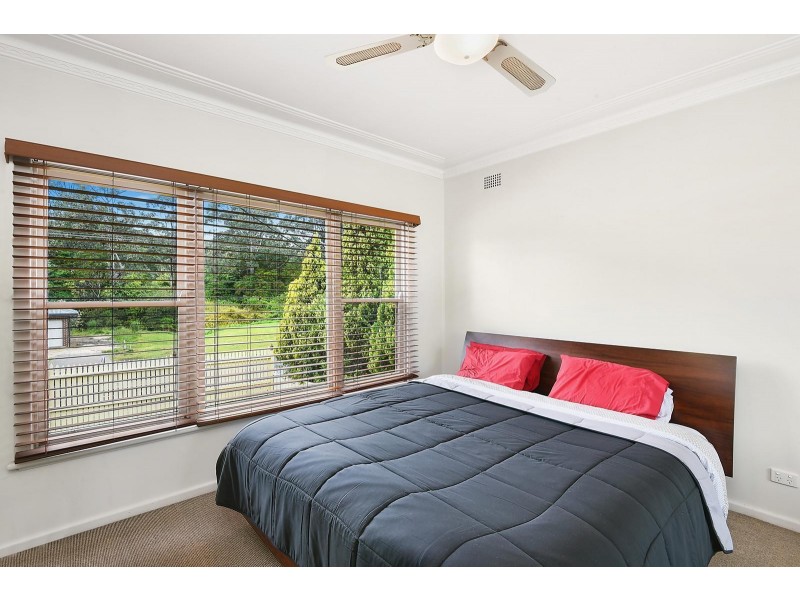 20 Kirkdale Drive, Kotara South NSW 2289