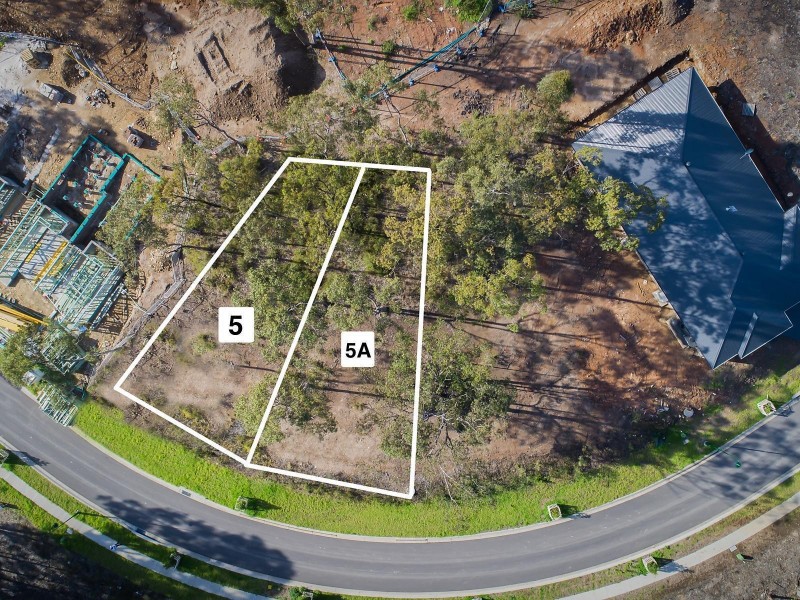 5 & 5A Jarrah Close, Fletcher NSW 2287