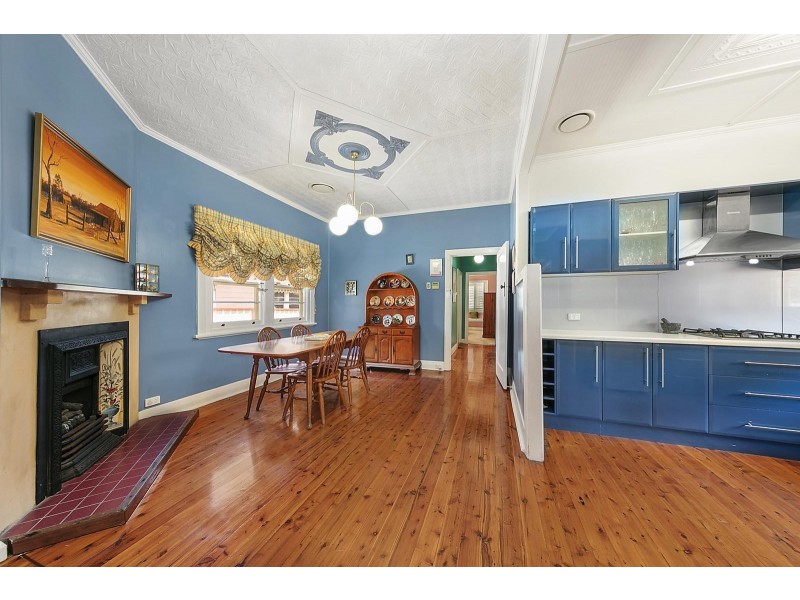 12 Dunkley Avenue, New Lambton NSW 2305