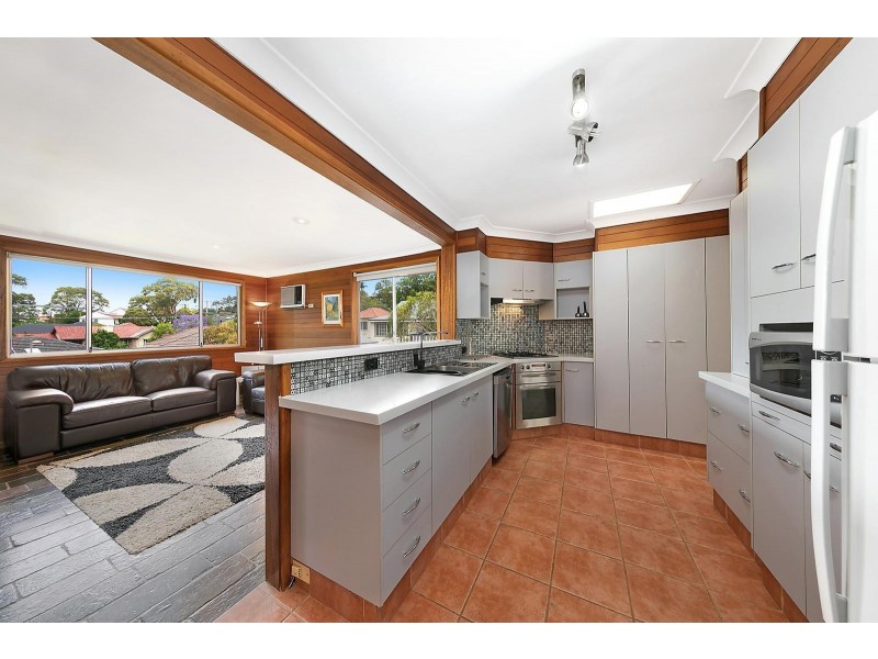 33 Wallace Street, Kotara NSW 2289