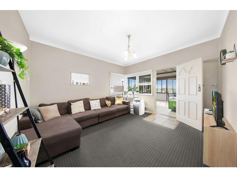 11 Nott Street, Edgeworth NSW 2285