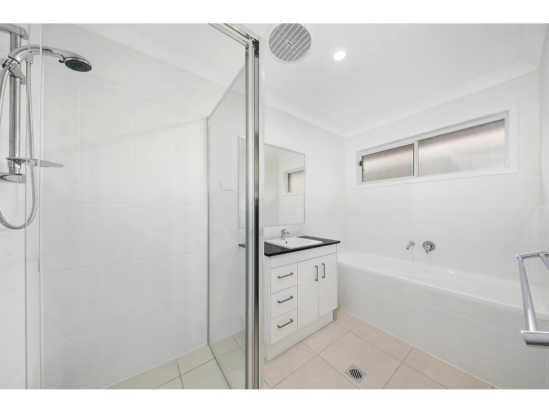 5 Turnberry Close, Fletcher NSW 2287