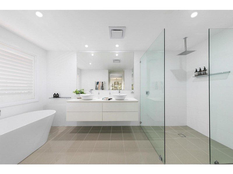 40 Gymea Drive, Garden Suburb NSW 2289