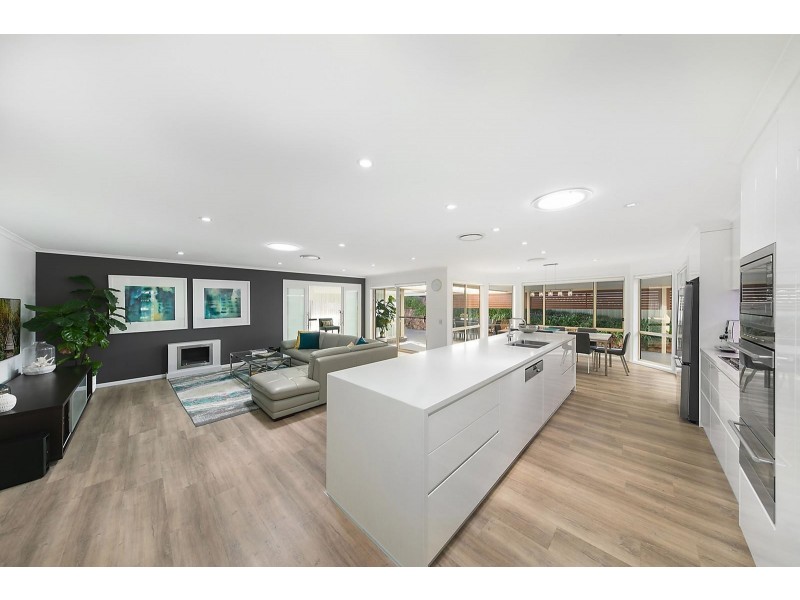 40 Gymea Drive, Garden Suburb NSW 2289