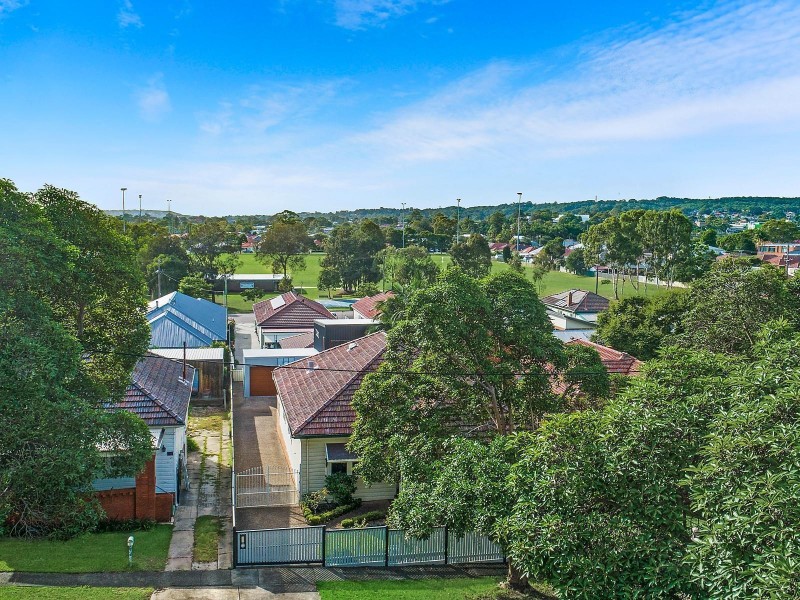 9 Roslyn Street, New Lambton NSW 2305