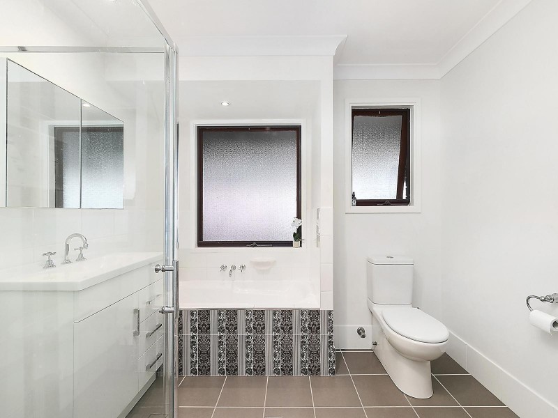 4 Horton Close, Maryland NSW 2287