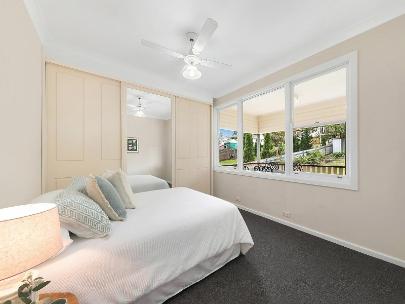 11 Carolyn Street, Adamstown Heights NSW 2289