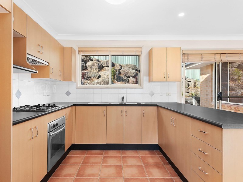 10 Bilbie Place, Fletcher NSW 2287