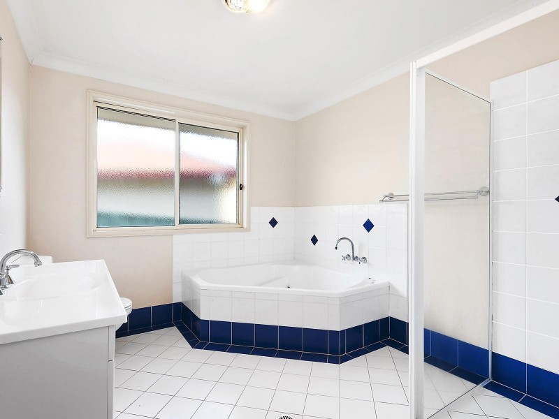 10 Bilbie Place, Fletcher NSW 2287