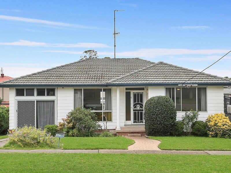 5 Clarence Road, New Lambton NSW 2305