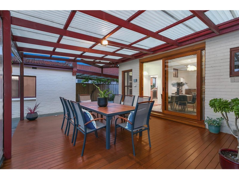 15 Avondale Street, Hampton VIC 3188