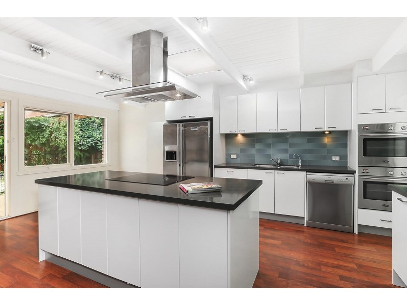 43 Keith Avenue, Edithvale VIC 3196