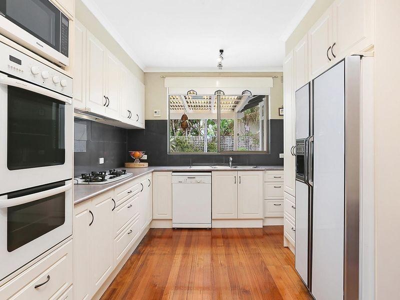 160 Tramway Parade, Beaumaris VIC 3193