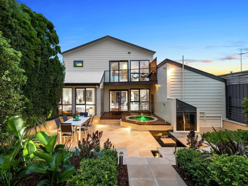 215-216 Beach Road, Mordialloc VIC 3195