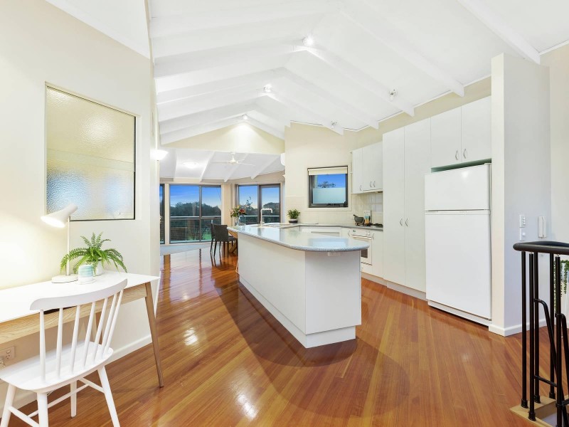 215-216 Beach Road, Mordialloc VIC 3195