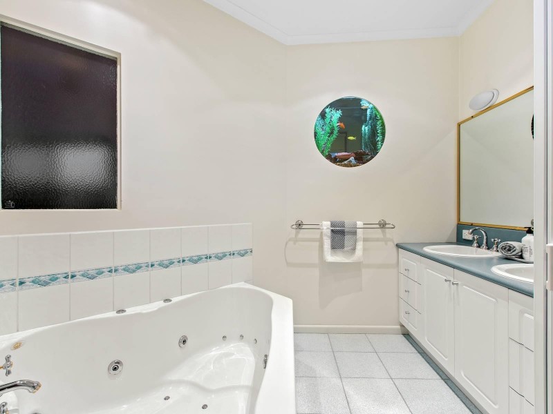 215-216 Beach Road, Mordialloc VIC 3195