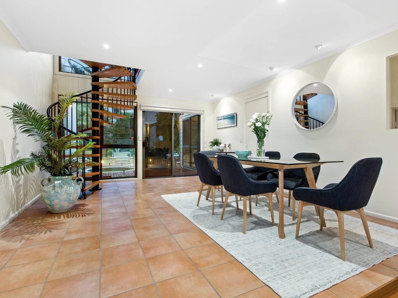 215-216 Beach Road, Mordialloc VIC 3195