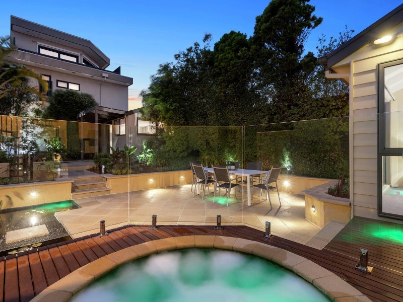 215-216 Beach Road, Mordialloc VIC 3195