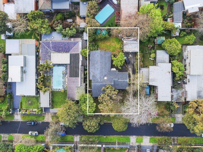 10 Rosemary Road, Beaumaris VIC 3193