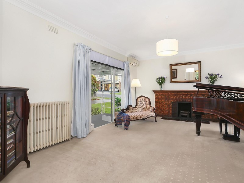 11 Harcourt Street, Blackburn North VIC 3130