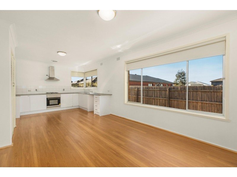 28 Henry Street, Pakenham VIC 3810