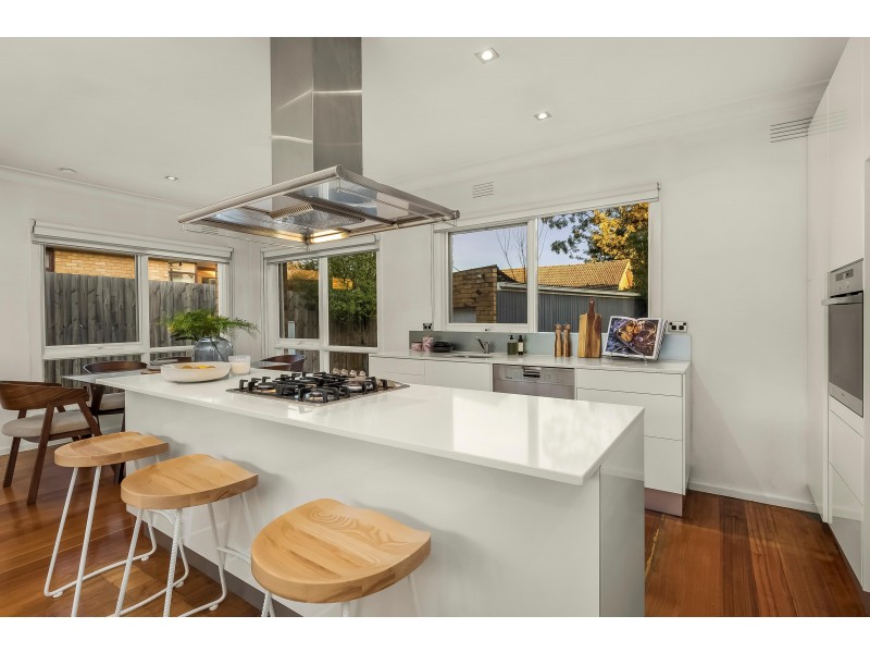 4 White Court, Nunawading VIC 3131