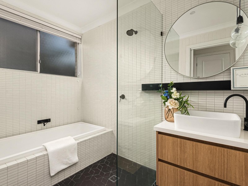 13 Trent Court, Notting Hill VIC 3168