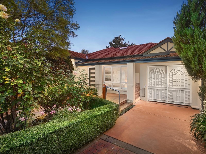 13 Omeo Court, Blackburn South VIC 3130