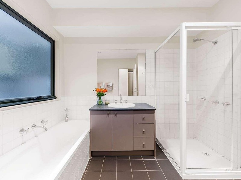 1/19-21 Railway Road, Blackburn VIC 3130