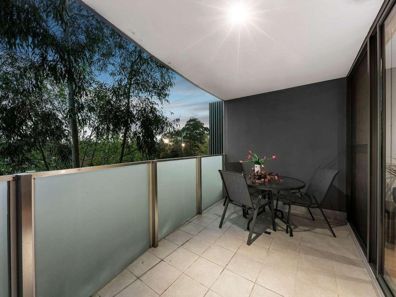 1/19-21 Railway Road, Blackburn VIC 3130