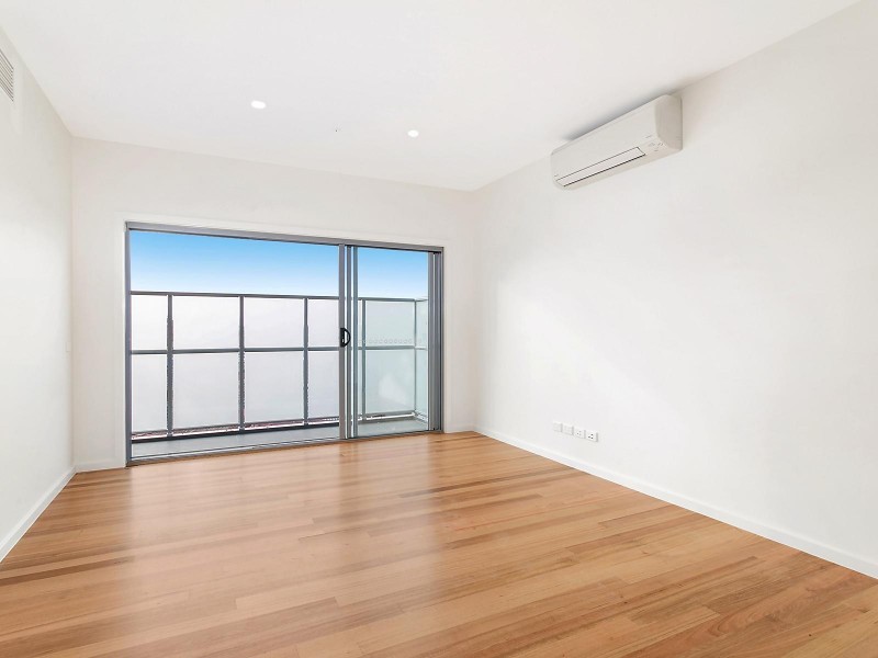 90 Middleborough Road, Blackburn South VIC 3130