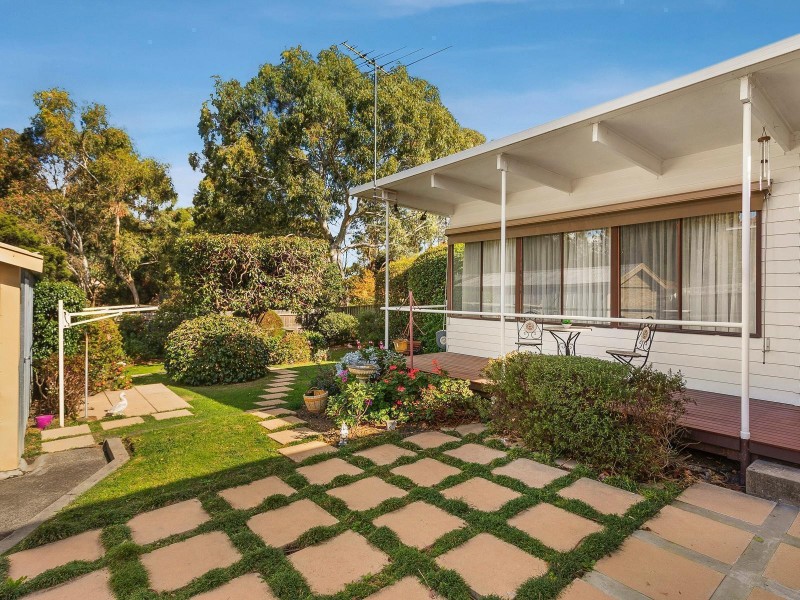 148 Eley Road, Burwood East VIC 3151