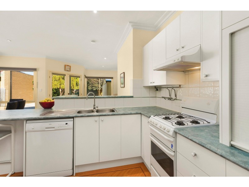 28 Marama Street, Blackburn South VIC 3130