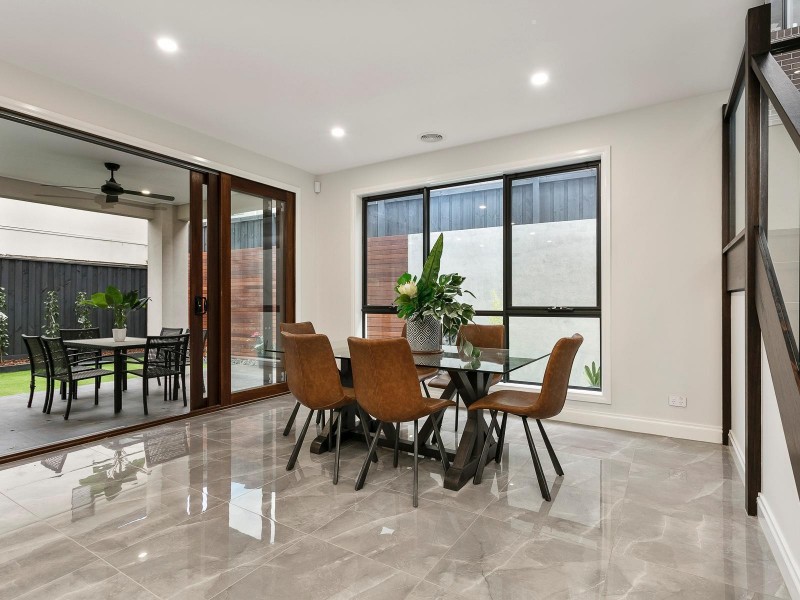 9 Archer Grove, Doncaster VIC 3108