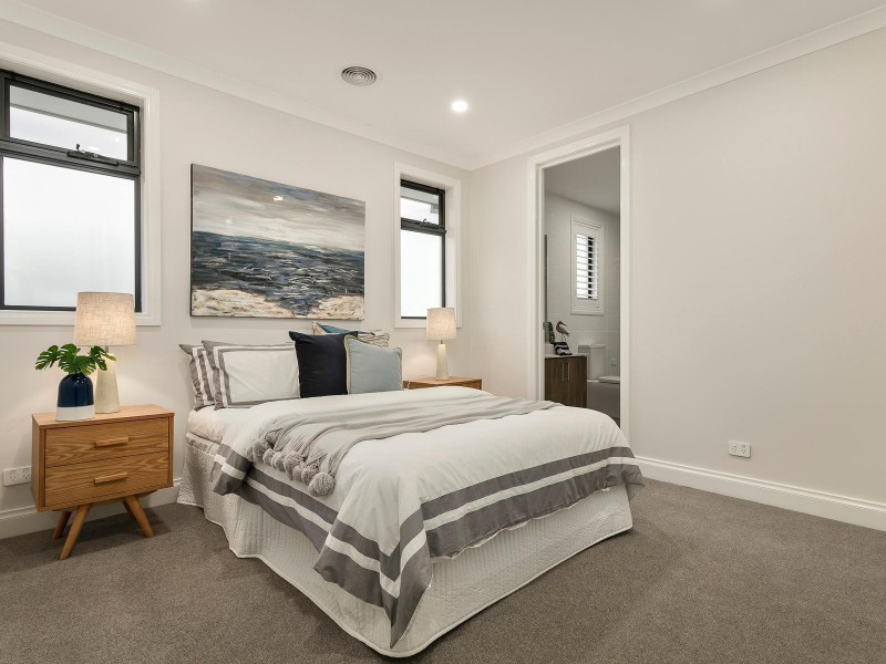 9 Archer Grove, Doncaster VIC 3108