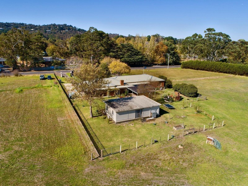 225 Beaconsfield-Emerald Road, Beaconsfield VIC 3807